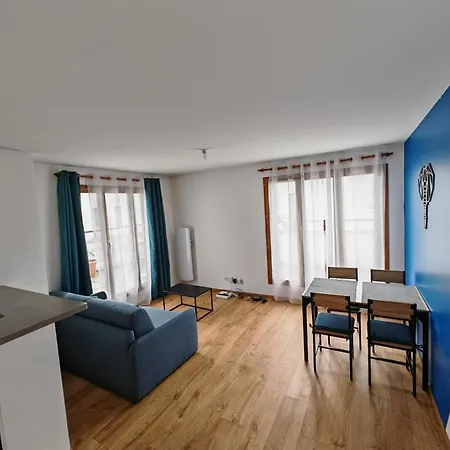 Nice With Terrace Near Stade De France * Saint-Denis (Seine-Saint-Denis)
